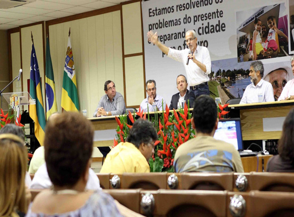 Edvaldo exibe projeto de trânsito para o Centro - SMTT Aracaju